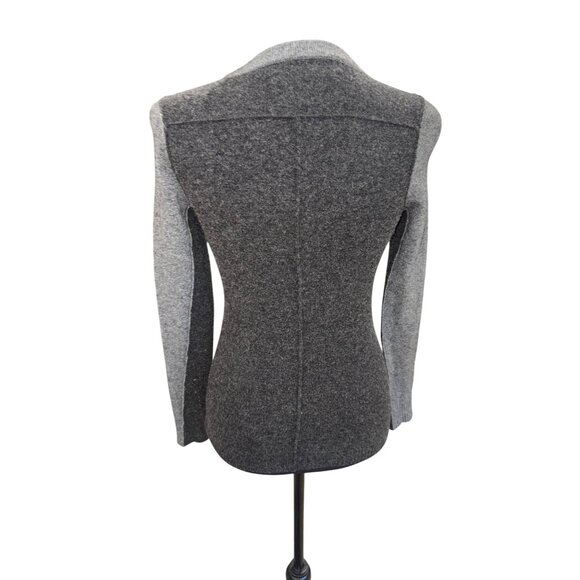 Banana Republic Lambs Wool Gray Charcoal Button Cardigan Sweater XS Sustainable - Picture 3 of 8